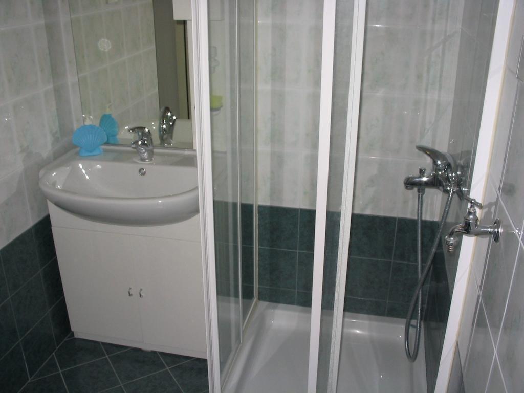 Apartments Gugic Prigradica Rum bild