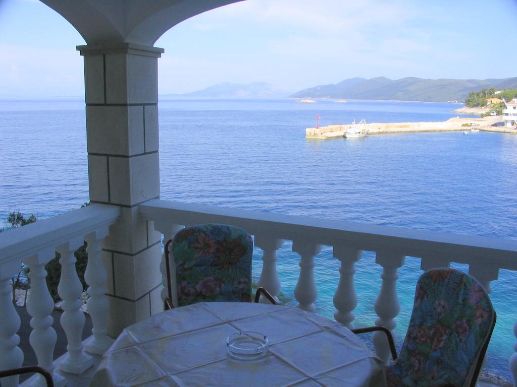 Apartments Gugic Prigradica Rum bild